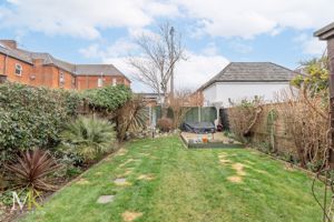 Photo 9- click for photo gallery